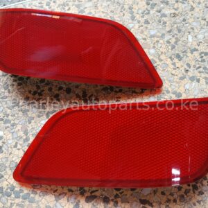 Subaru Forester sk9, bumper reflector